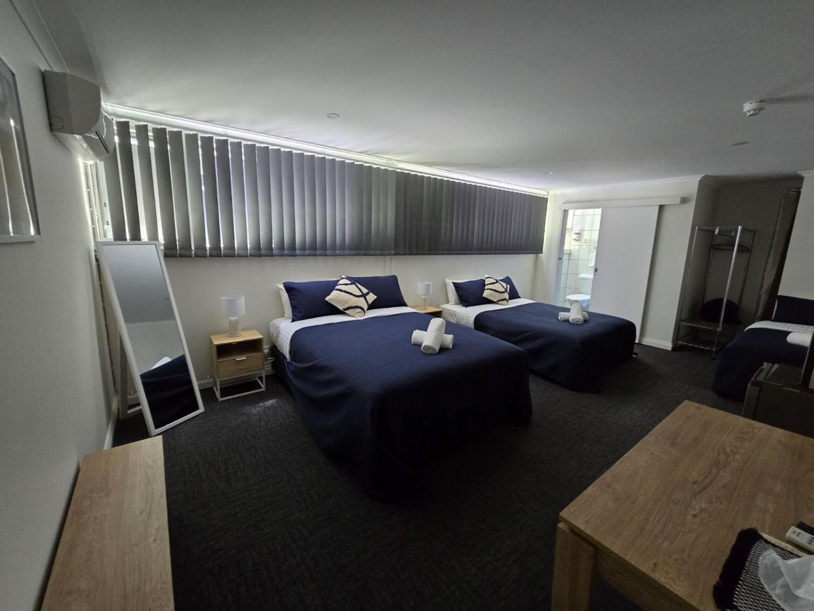 Warners Bay Hotel ภายนอก รูปภาพ
